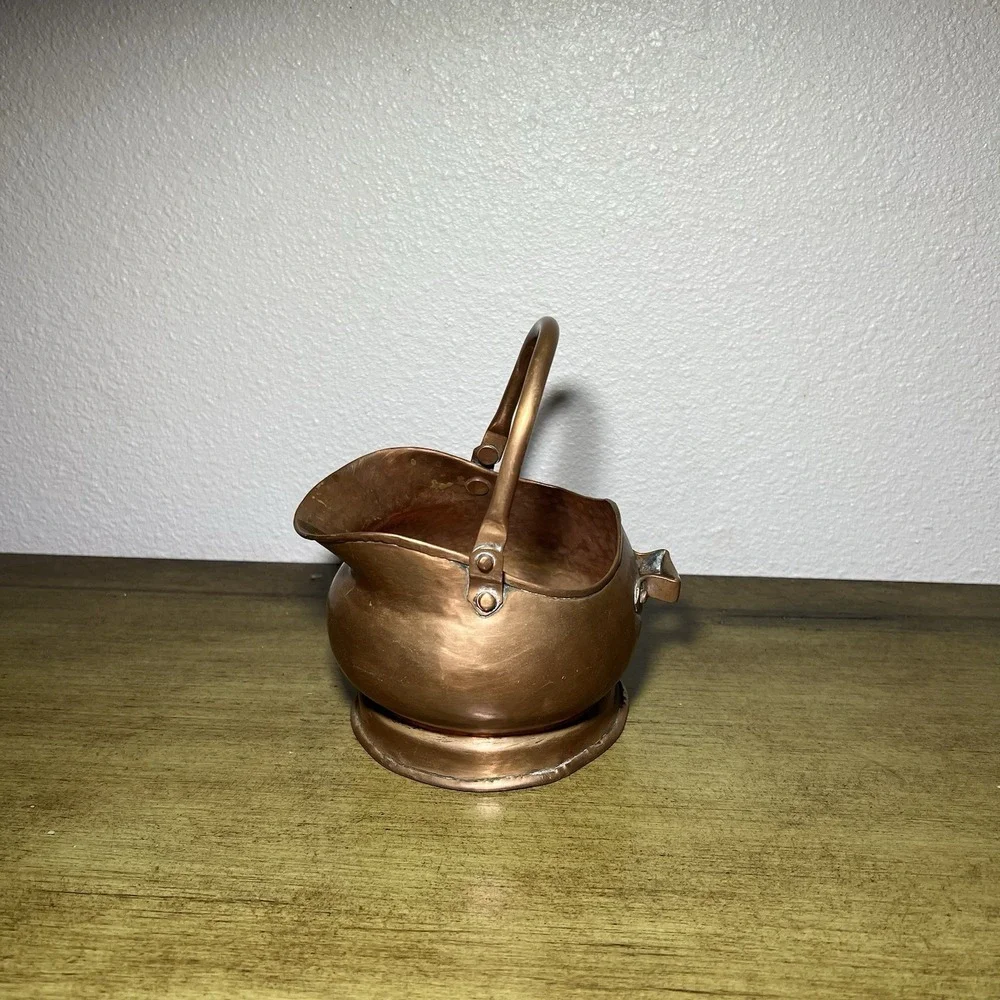 Antique Copper‎ Coal Scuttle Victorian Quality Dovetail Helmet
